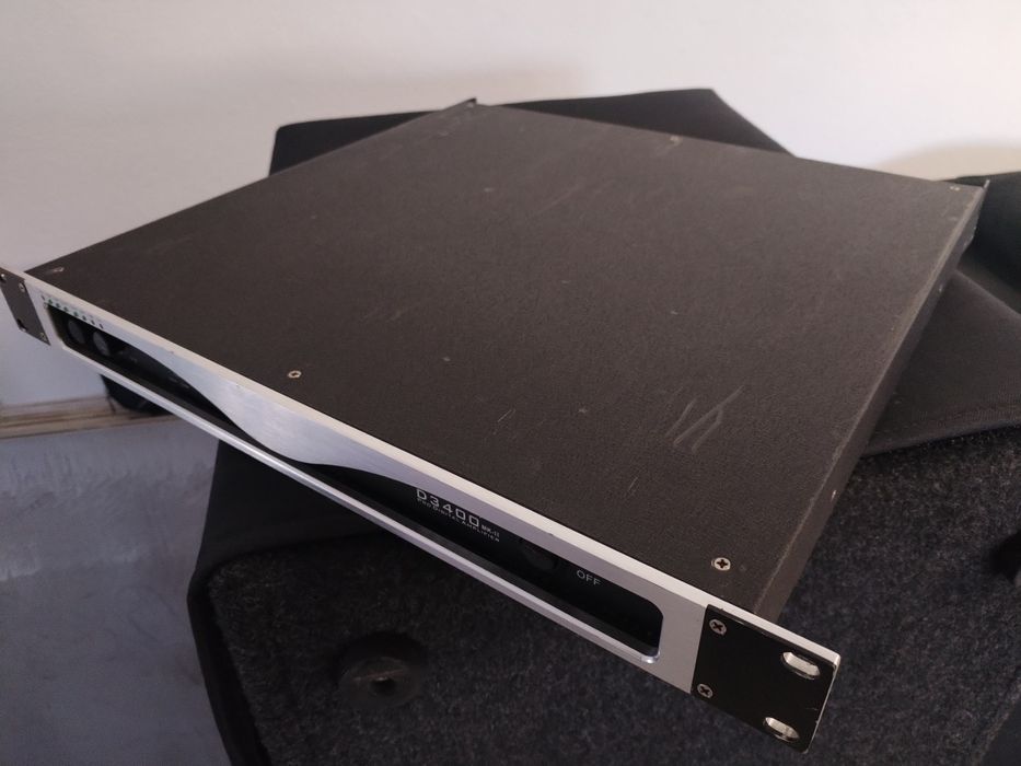 Vând amplificator the t. amp  D3400