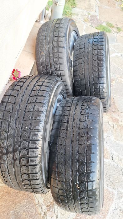 Джанти 17-ки за джип BMW с гуми зимни