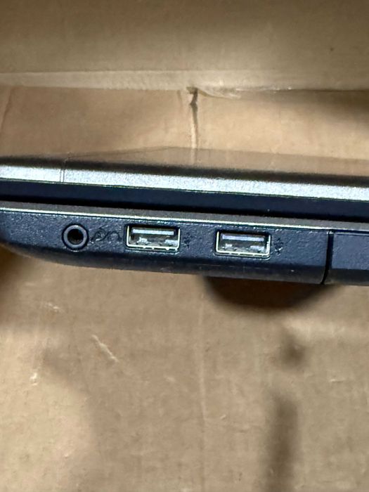 Лаптоп MEDION akoya P7639