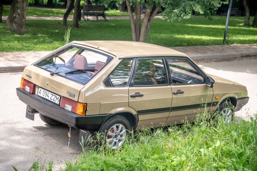 Продажа автомобиля Ваз 2109
