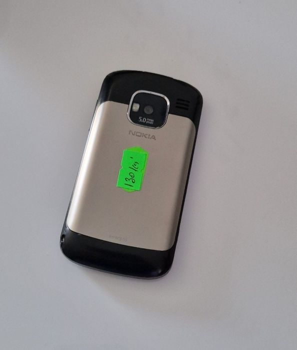 Telefon Nokia cu touchscreen
