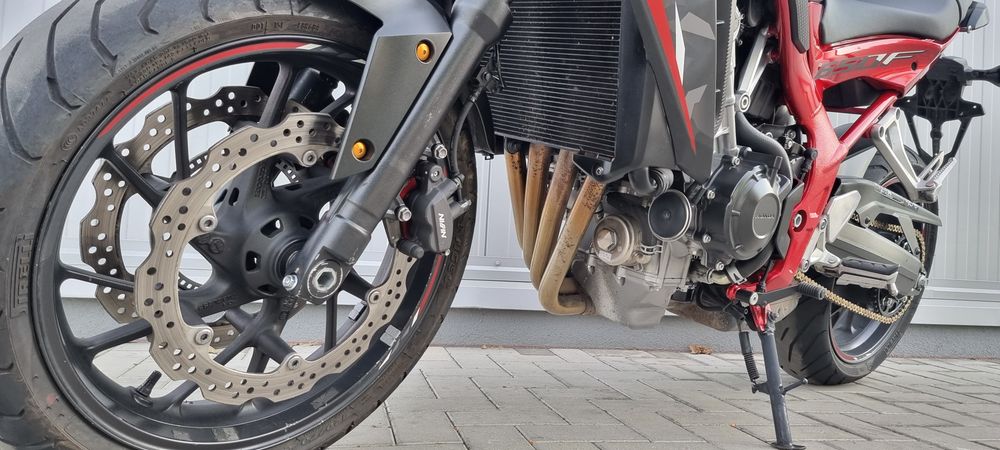 MotoFly vinde Honda CB650FA 2016 garanție