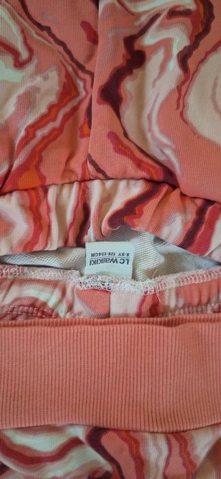 Спортен комплект LC WAIKIKI