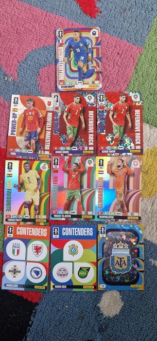 Cartonase Adrenalyn XL panini