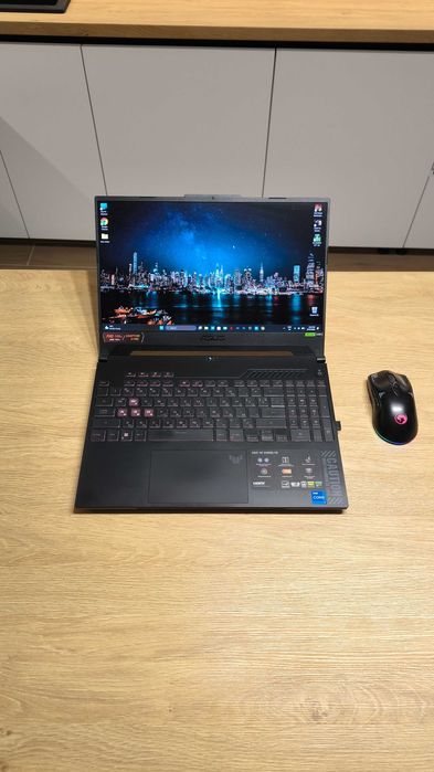 Геймърски Лаптоп ASUS TUF F15 Gaming Laptop