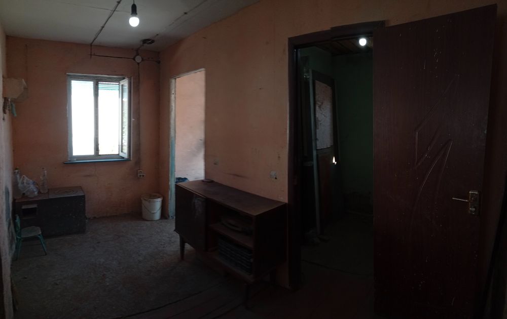 Продам дом нужен внутренний ремонт...