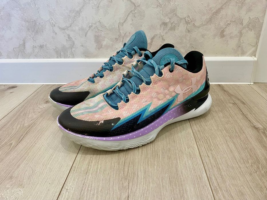 Баскетбольные кроссовки 46