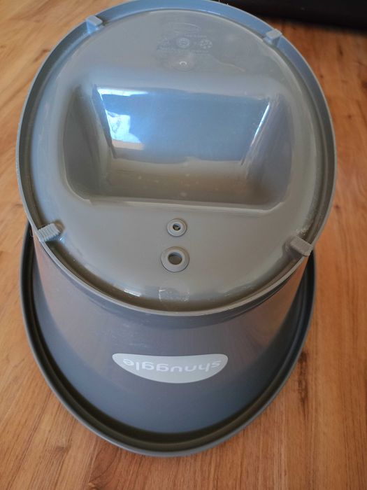 Shnuggle вана със стойка