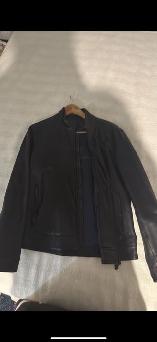 Кожанная куртка Massimo Dutti 100%кожа