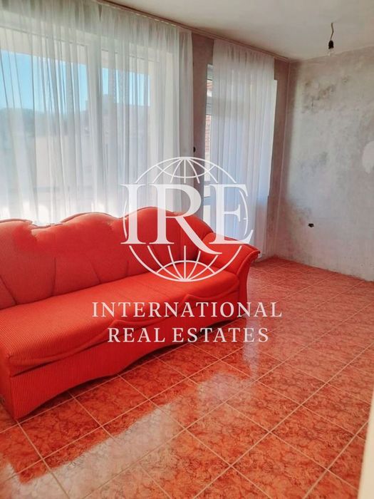 Продава се Четиристаен апартамент в Варна, Аспарухово - 108 кв.м за 1574 €/кв.м - Снимка #4