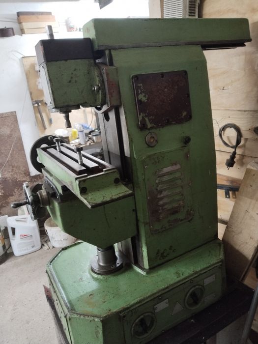 Продам фрезерный станок нфг 110