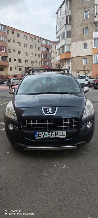 Vând Peugeot 3008
