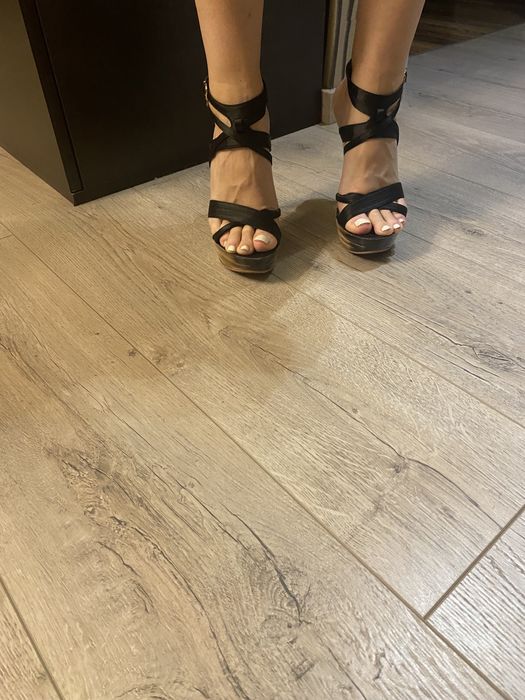 Sandale- stare impecabila