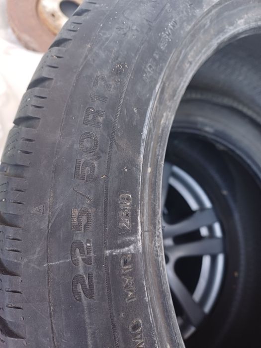 Vand cauciucuri auto iarna