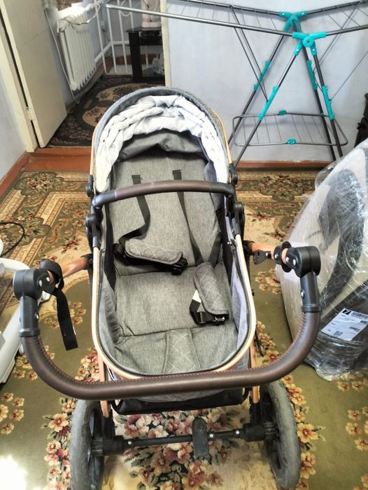 Продам коляску трансформер