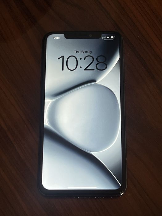 iPhone 11макс холати яхши экран алшган
