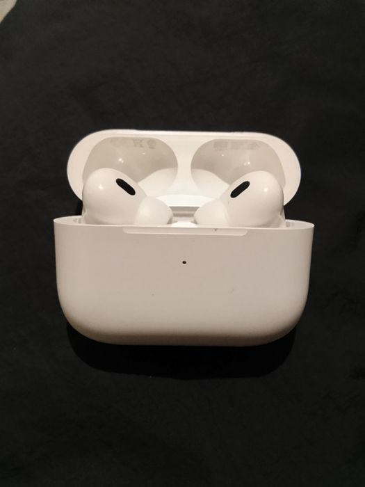 Airpods pro 2 продам срочно