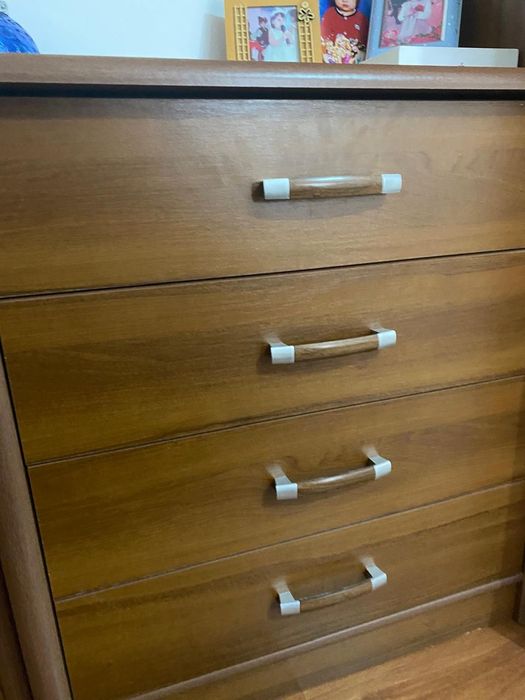 Гарнитур, кровать, прихожая