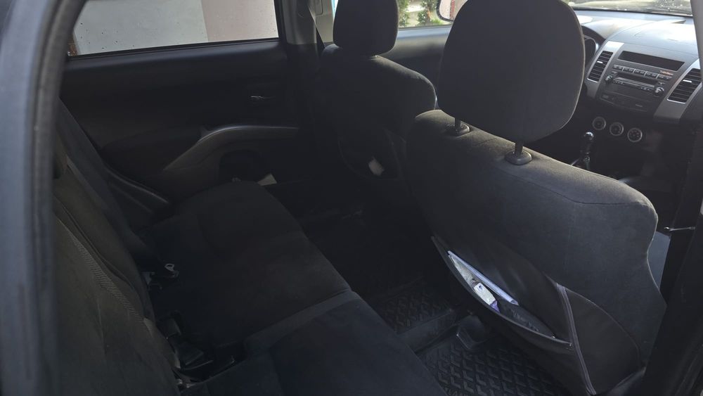 Mitsubishi outlander 2009