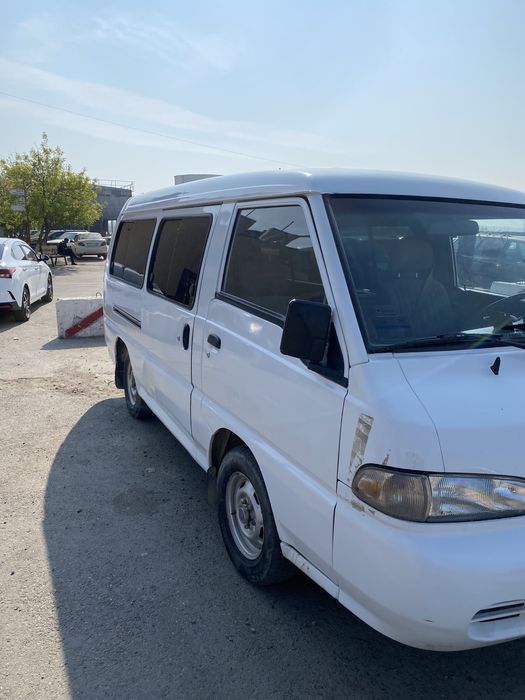 минивэн Hyundai H-100