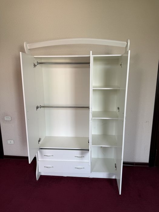 Шкаф детский, белий