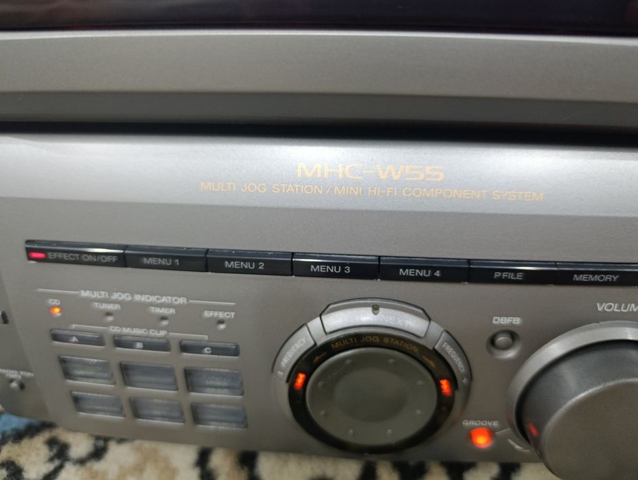 Музыкальный центр Sony  mnc w-55 блютуз  встроенный