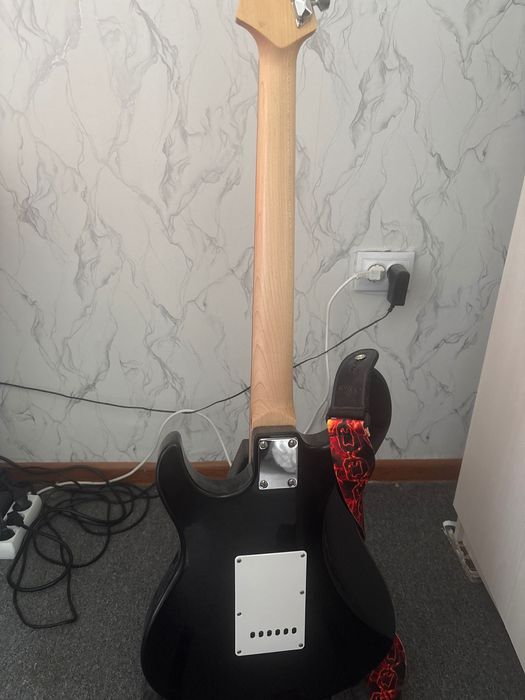 гитара yamaha pacifica 012