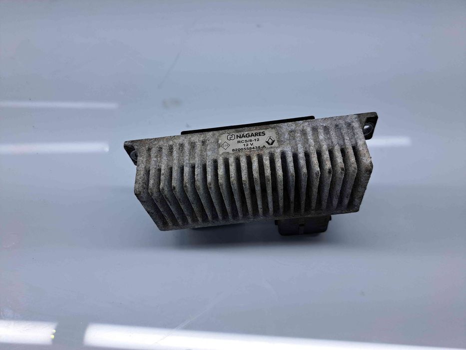 Releu Nissan X-Trail (T32) [Fabr 2013-prezent] 8200558438A