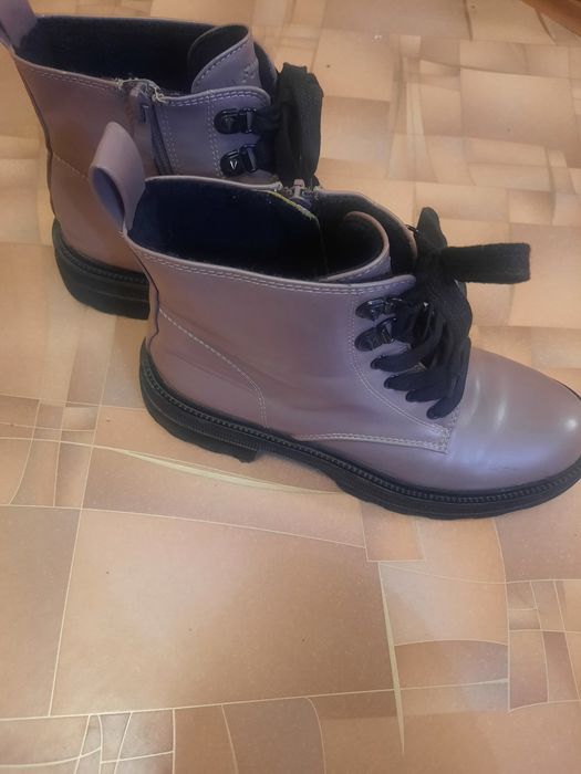 Продам демисезонные сапожки