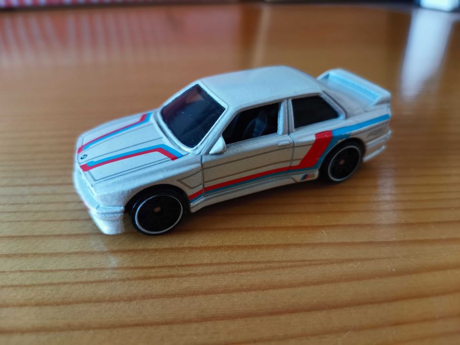 BMW E30 M3, 1:43, Hot wheels модел