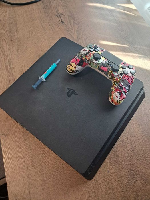 ps4 slim 1tb GRAND TURISMO edition