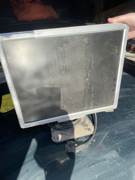 Продам старые мониторы