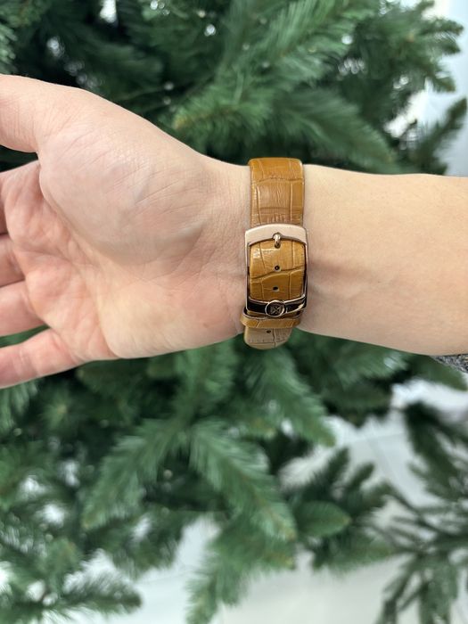 Продам золотые мужские часы