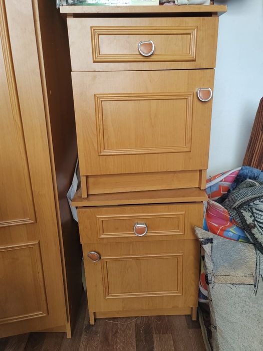 Продам гарнитур 50000