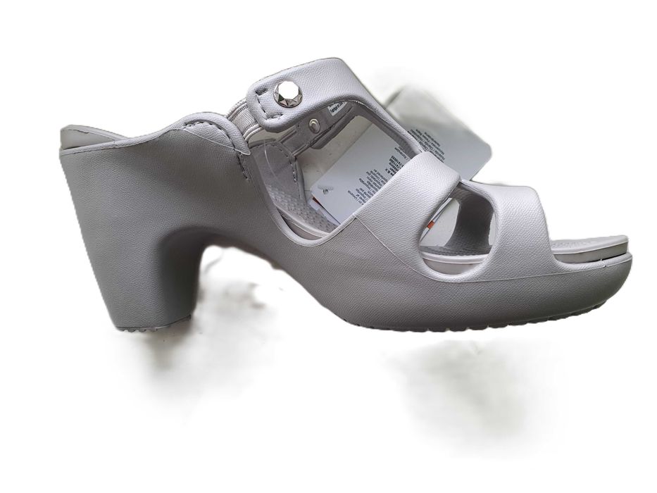 Нови чехли Crocs