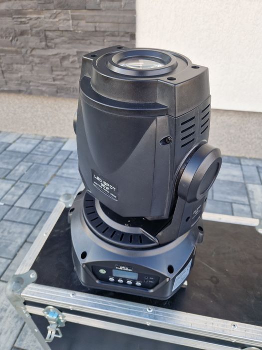 Moving head cu case inclus