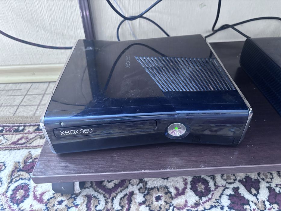 Два Xbox 360 в отличном состоянии
