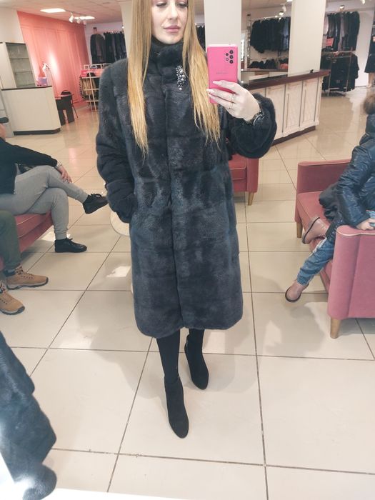 Продам новую норковую шубу