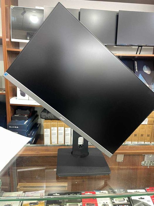 Acer Veriton A810 All-in-One i3-N305 8GB 512GB 24'' ips