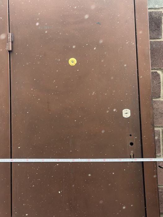 Продам дверь железный