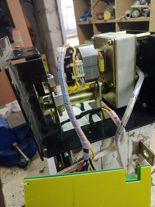 Электрик Пусконаладчик