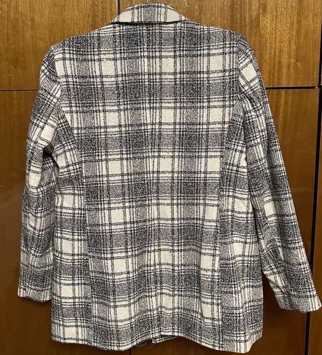 Дамско карирано сако