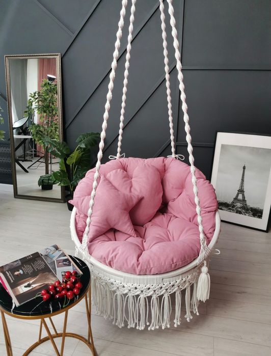 Кресло качели, кресло гамак выполнены вручную