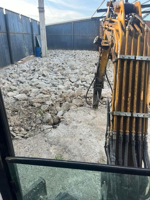 Excavator Excavari Sapaturi Basculanta