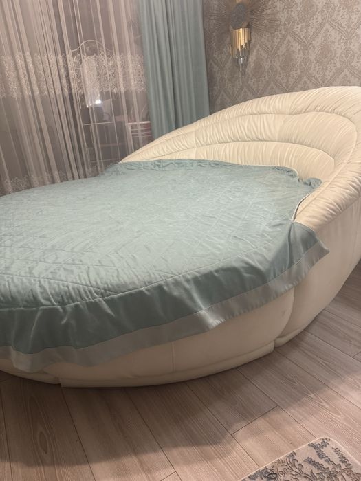 Кровать двухместная