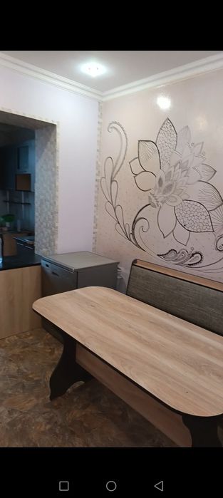Продам кухонный уголок б/у