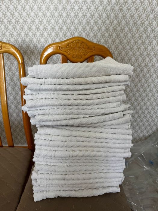 Банные полотенца, для ног, плед, подушки, халат