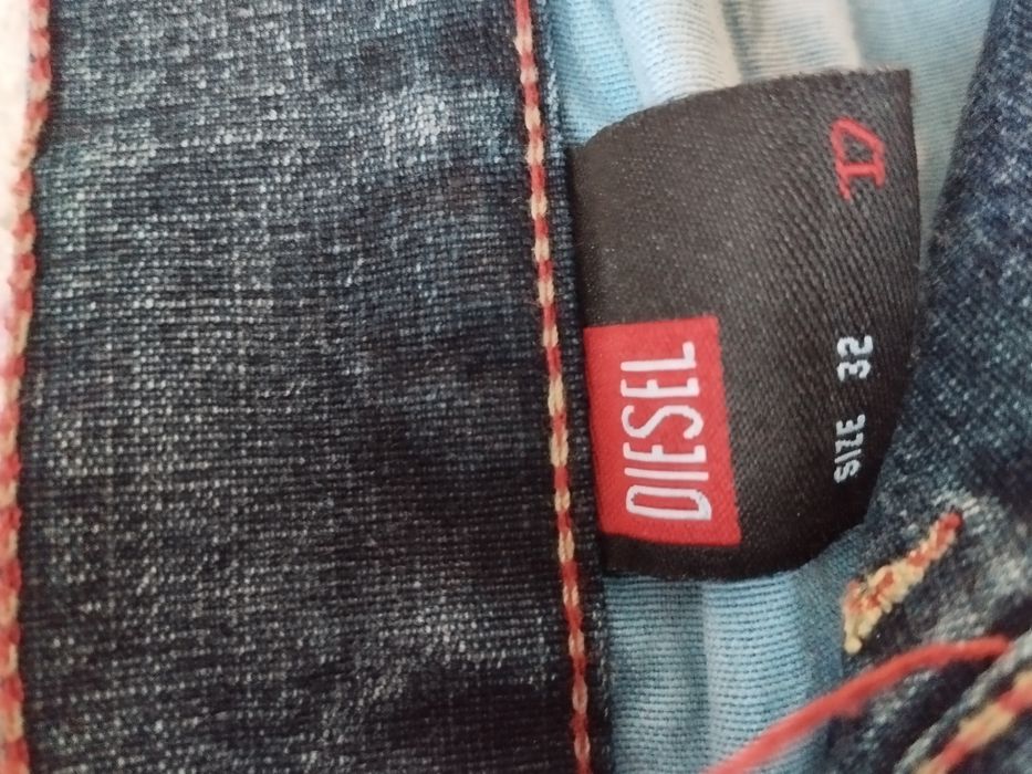 Брюки джинсы (трубы). 32 р