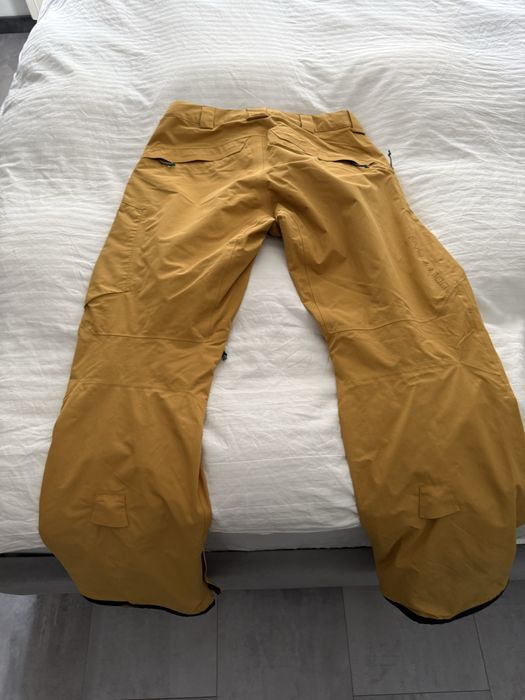 Geaca / pantalon Burton AK Goretex