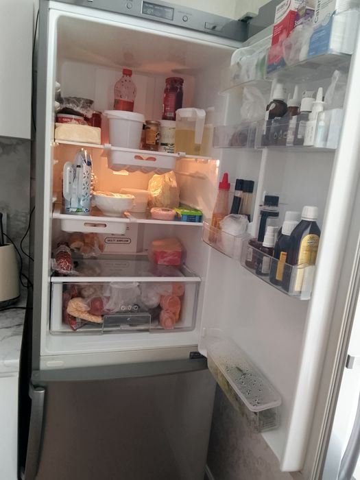 Отдам холодильник